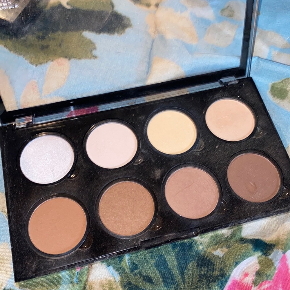 NYX highlight and contour palette!